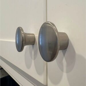 Silver Cabinet Knobs – Set of 2